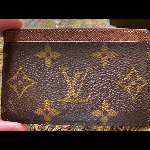 🔴SOLD🔴 *Auth* Louis Vuitton Card Holder - Picture 1 of 6
